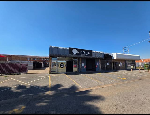 1,206M² RETAIL FOR SALE IN VEREENIGING CENTRAL